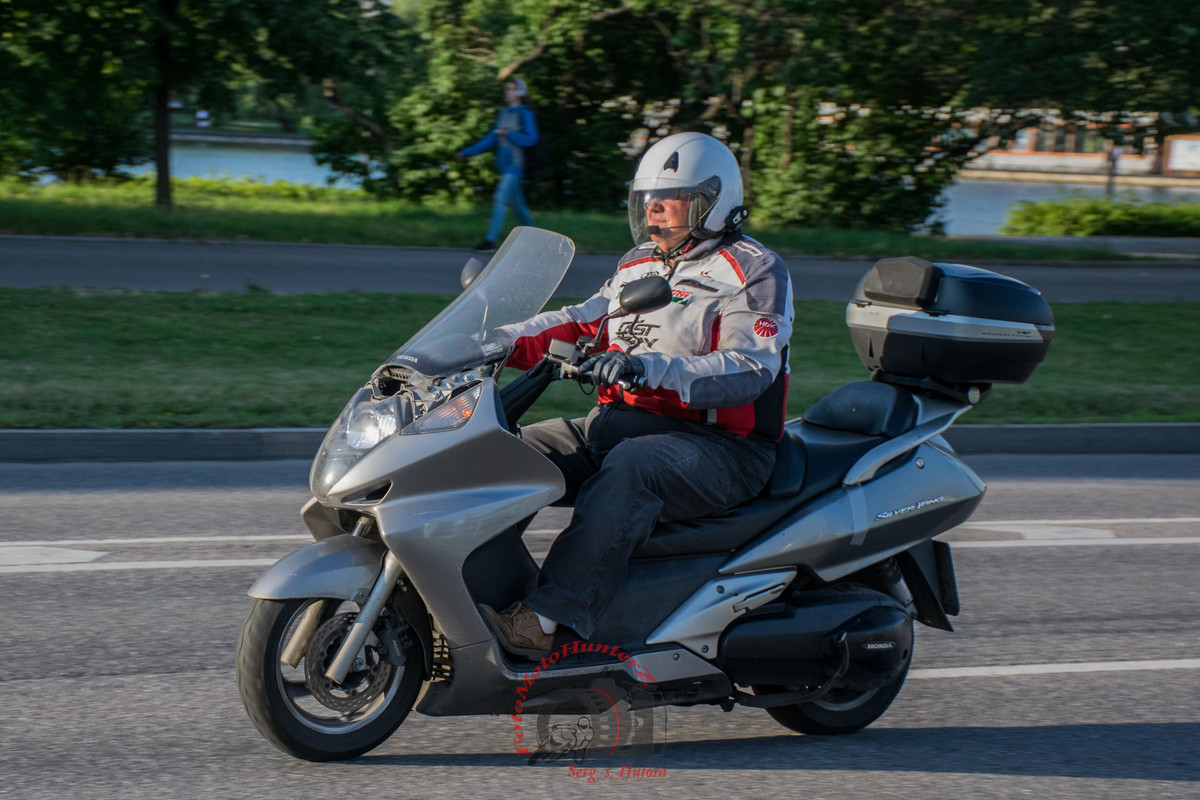 B6EB28D7-EA1D-42AD-8B38-84BB1E503DEF