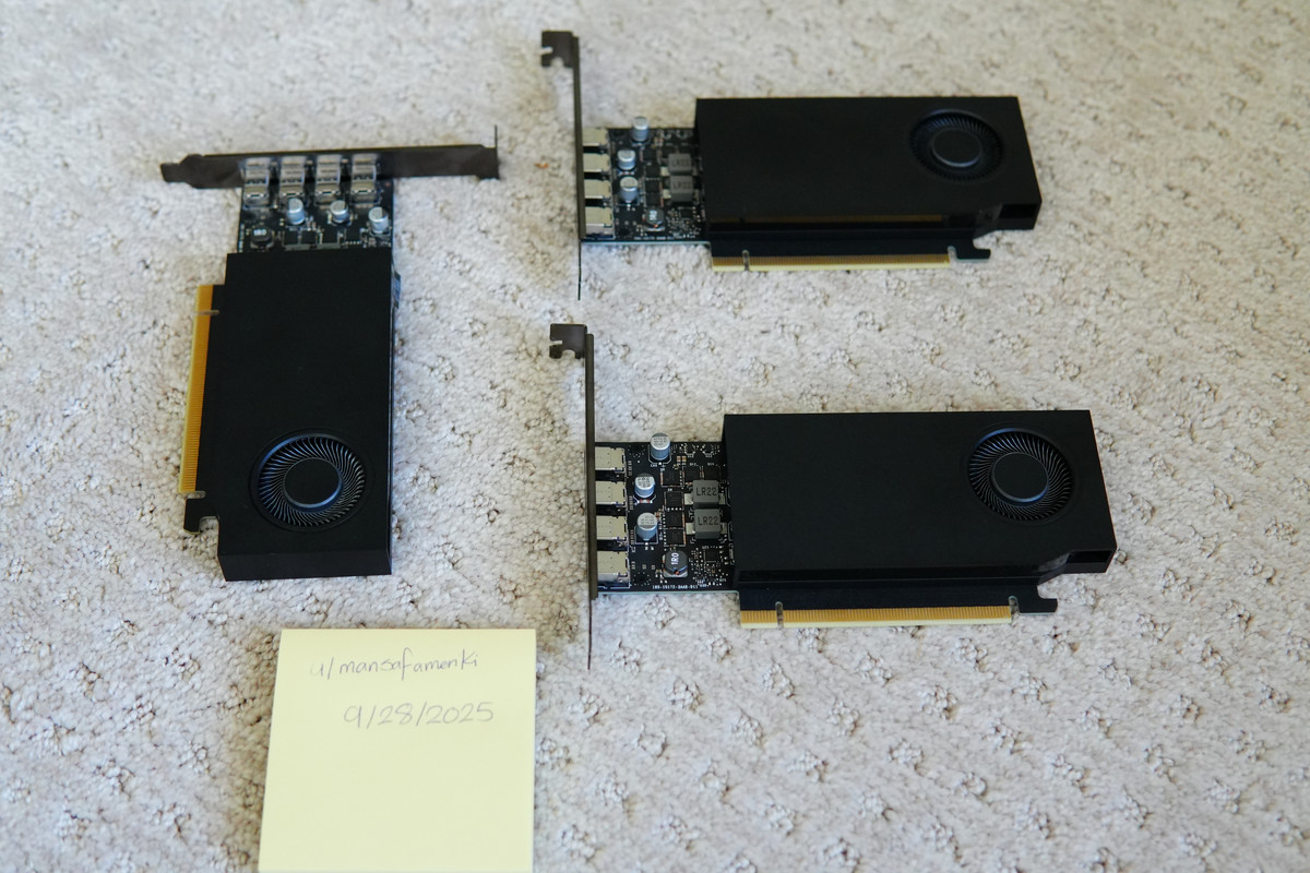 2x RTX A1000, 1x RTX A400