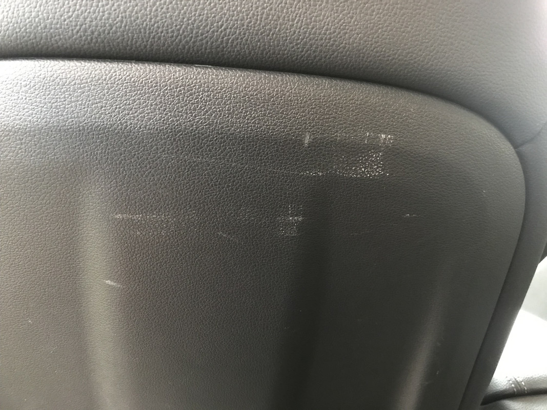 FBCB0F77-D962-425A-9A71-2EDEF2E3951F