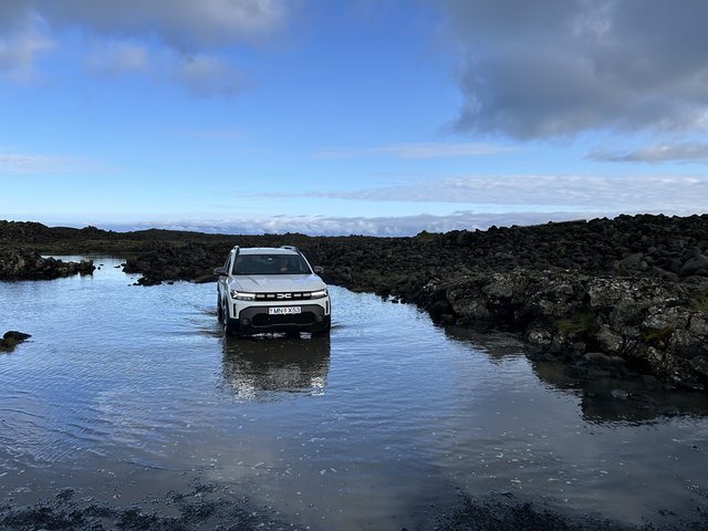 21 DIAS EN NUESTRO SEGUNDO VIAJE A LA TIERRA DEL HIELO Y FUEGO (en construccion) - Blogs de Islandia - 26/06/2025 Península de Reykjanes, pisamos la erupcion de 2023. (21)