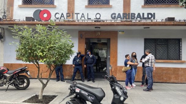 Encuentran a cuerpos de madre e hijo en hotel de la CDMX; La mujer se colgó