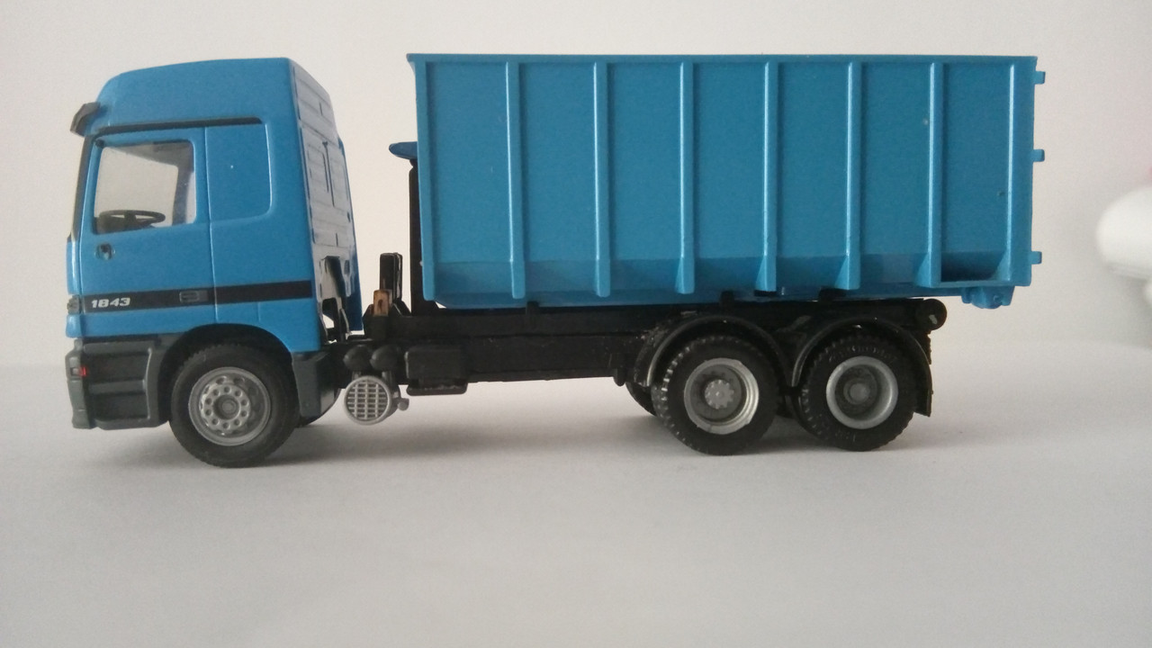 Macht (7645)
