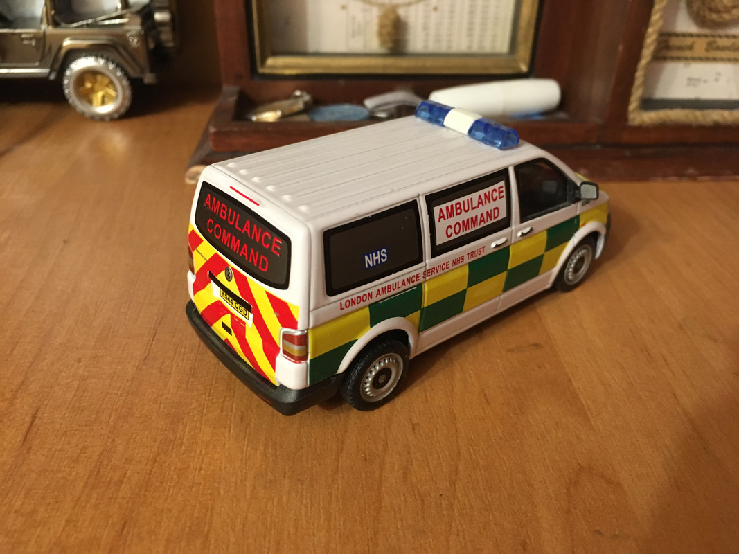 B68C86B4-44C1-4AE3-B6B3-EAEB4325552A