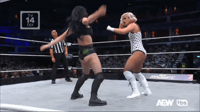 aew_20240821_storm_v_saraya1