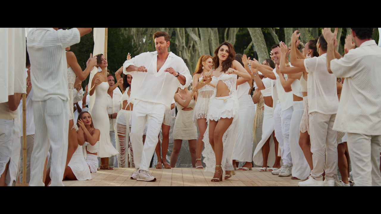 [Image: vlcsnap-2025-10-09-03h40m36s933.png]