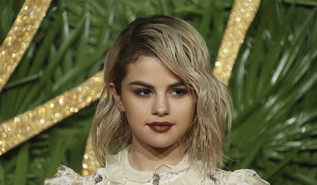 Video reaviva los rumores sobre la relación de Selena Gomez y Chris Evans