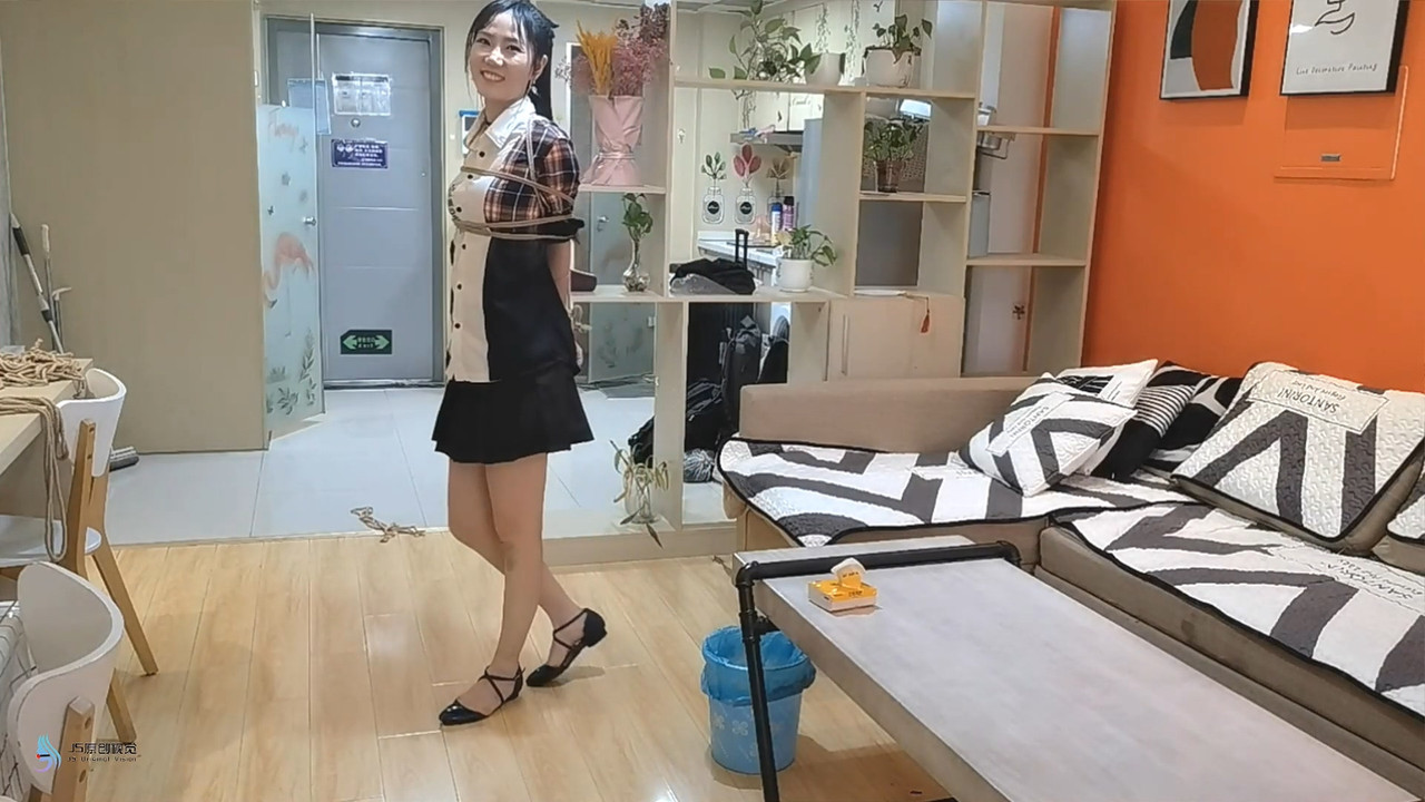 JS原创 伊娜欧式直臂捆绑体验.mp4_20240313_102606.866
