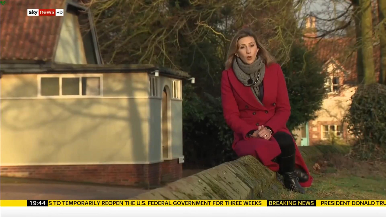 25 January - 19.00.00 - Sky News Tonight. Reports and lively deb
