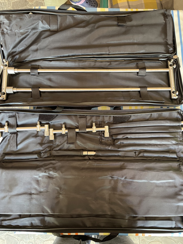 E825E11D-7F2B-4CA3-B75F-144C6B6030F7