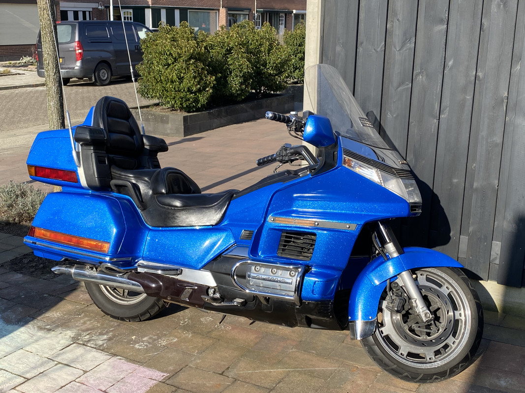 8B7C9544-688A-40A2-AF57-C03FBC8434CE