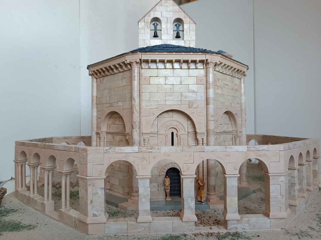 Eunate 03_Fachada oeste 2