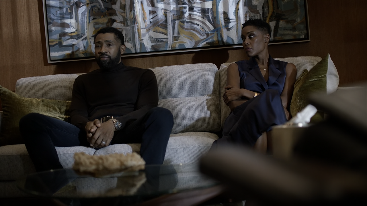 Black.Lightning.S04E01.The.Book.of.Reconstruction.Chapter.One.1080p.10bit.AMZN.WEB-DL.DDP5.1.HEVC-Vy