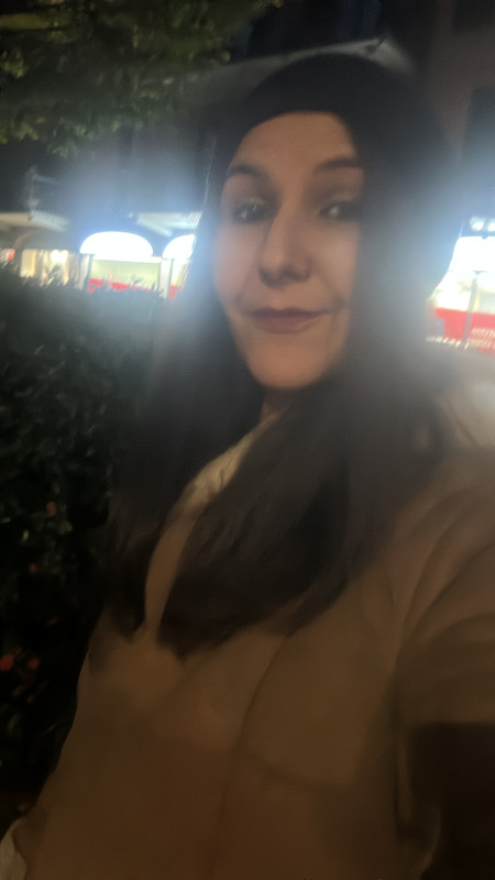 3D5C5E8D A0DE 4B4E AAAF 59239149E115