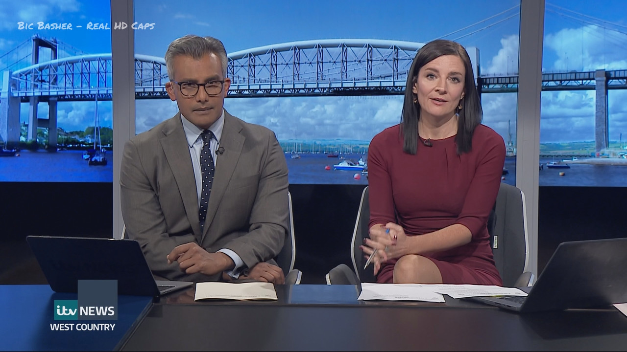 06.11 - 18.00.00 - ITV News West Country. Breaking news and current s....ts_snapshot_02.14.234