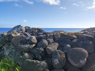 Poike:Ahu Kiri Reva-Papa u'i hetu'u-Ana o Keke-Té Ahu Moai Tea-Maunga - Isla de Pascua - Chile (2)