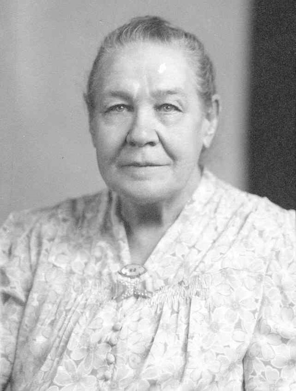 Moms Grandmother