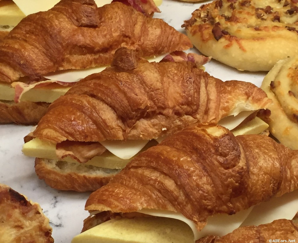 2DDA1A76-5215-4008-9BF0-8E9E2229A5AD