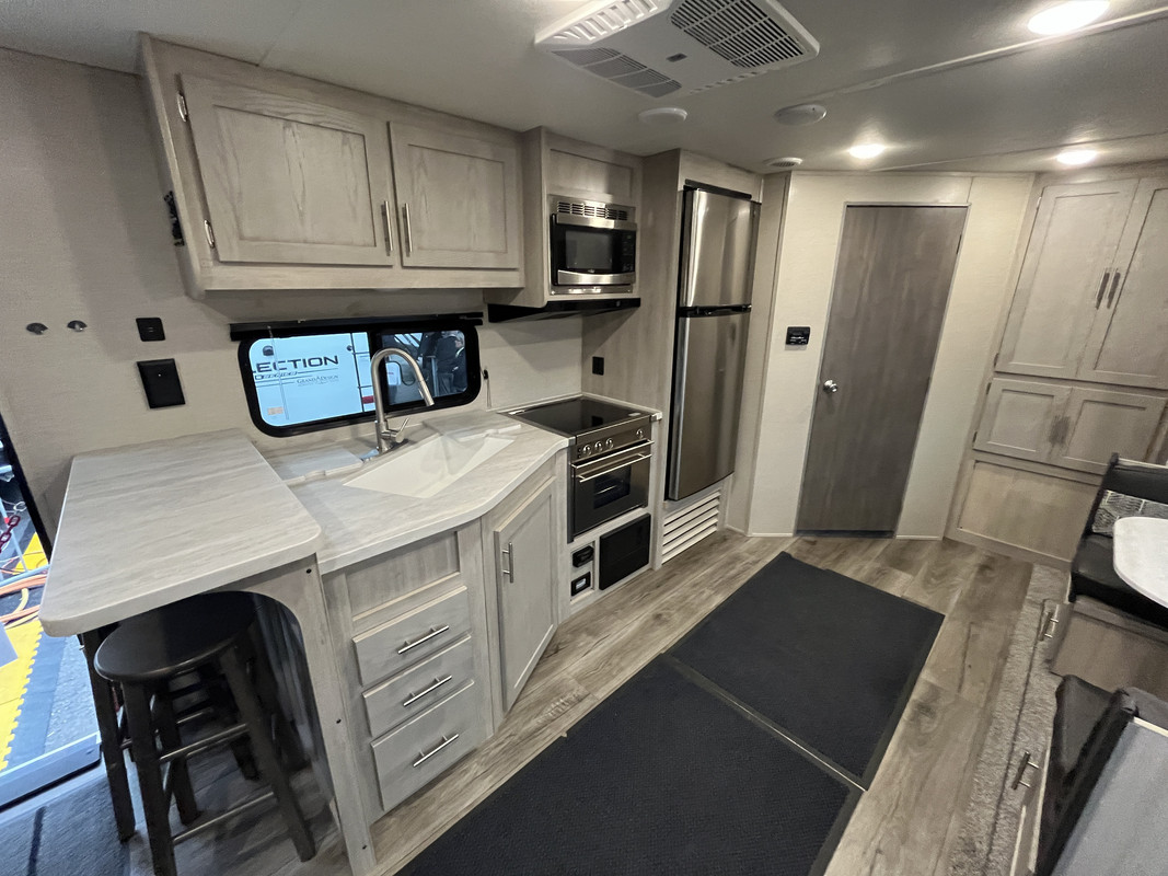 D0BE3961-8C64-4BF7-B148-2C7575819B87