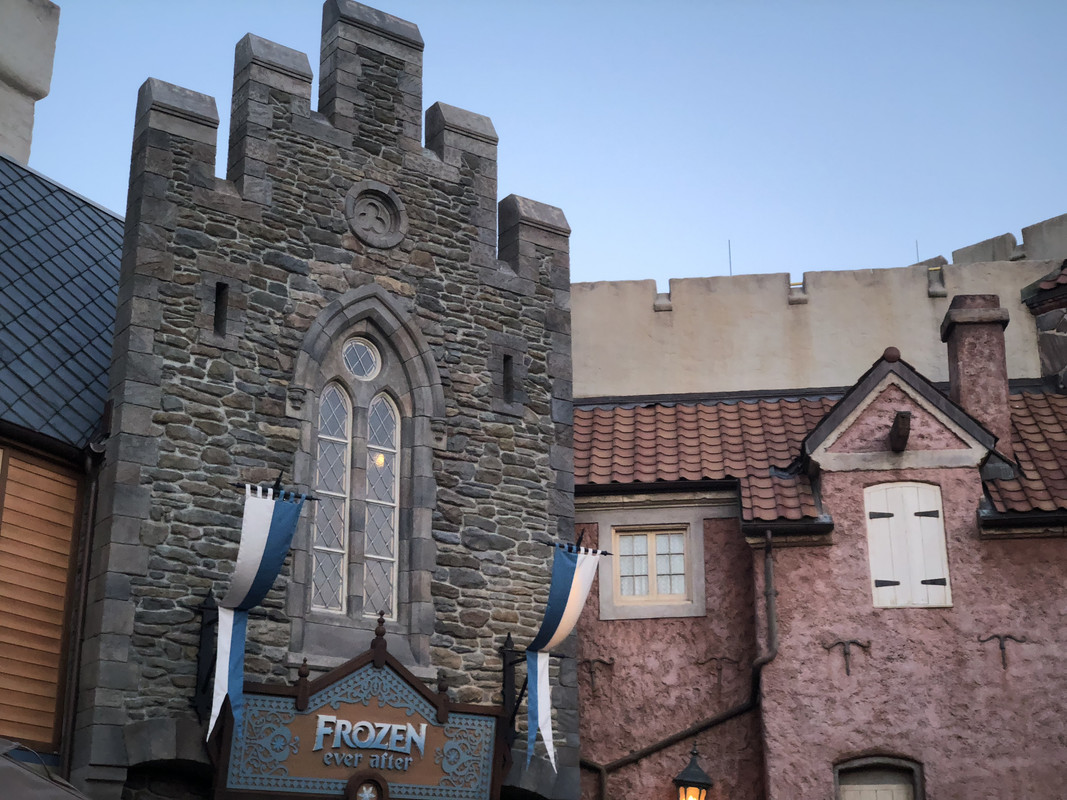 74C17D99-A1E8-45DF-95F5-FB4B0A2B90E9