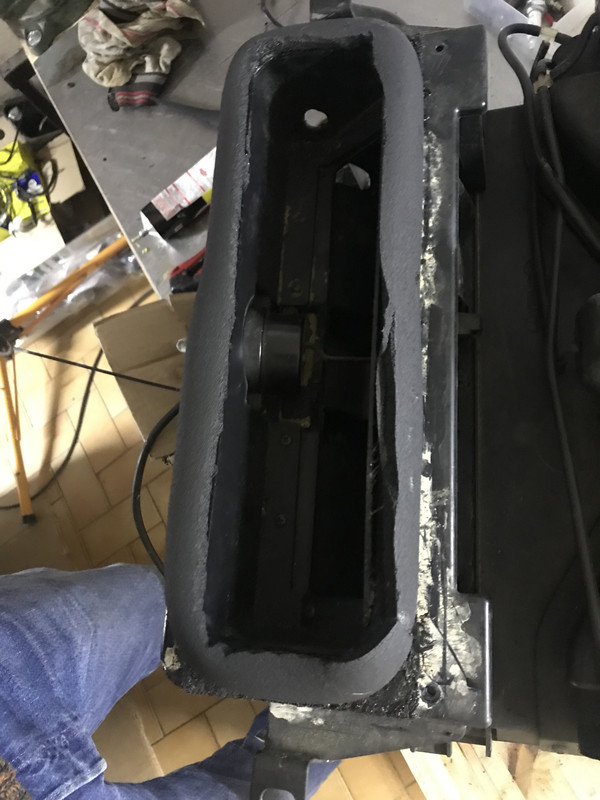 25406943-9210-40A0-BD1F-B68CF6D27DF9