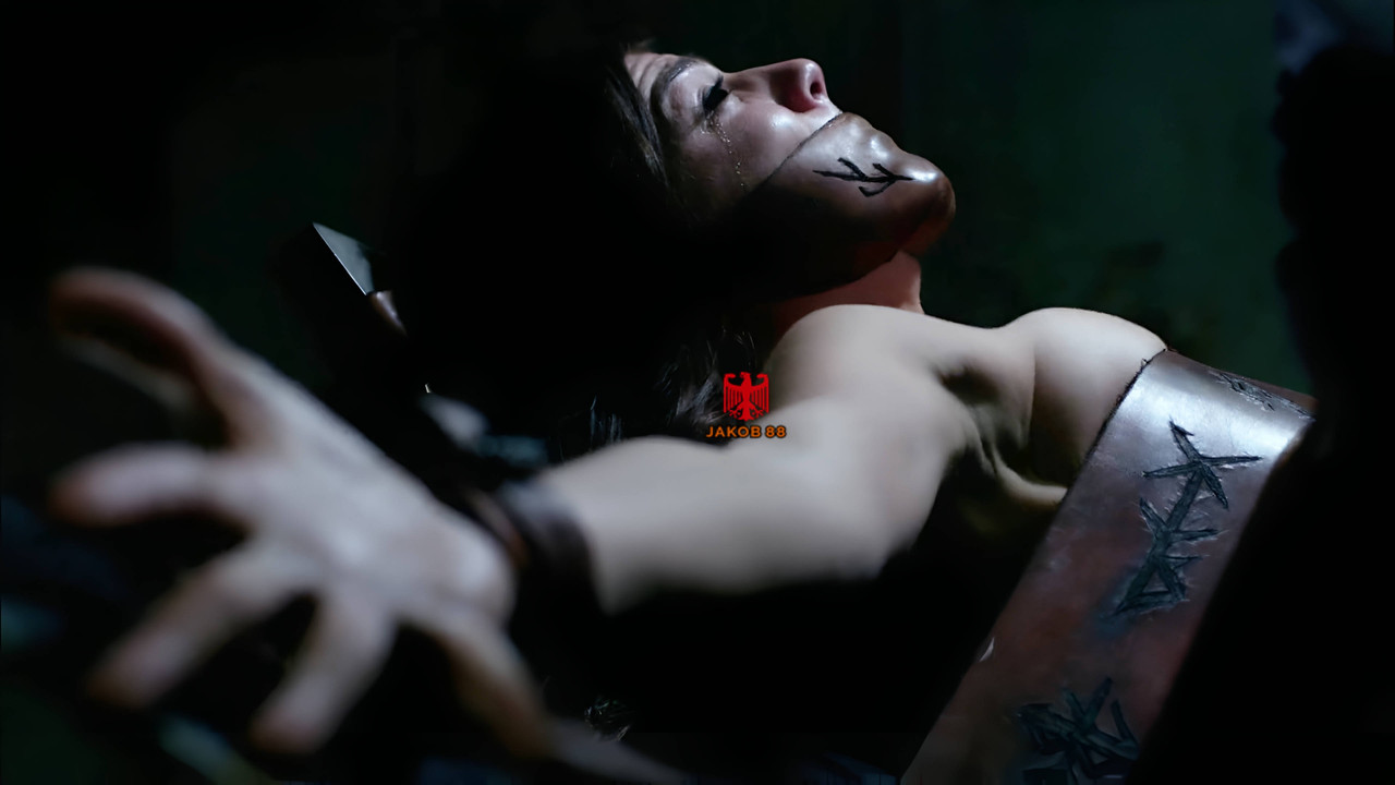 Genevieve Padalecki - Supernatural S04E10