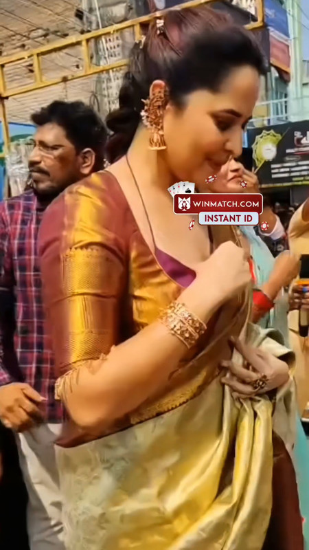 297.mp4_snapshot_00.01_[2023.11.22_21.22.14]