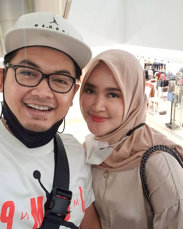 Tommy Kurniawan dan sang istri