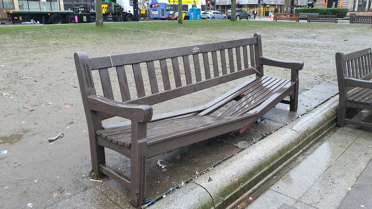 CA7F23E9-E6AE-4C11-A8D6-CEDC7D32C55D