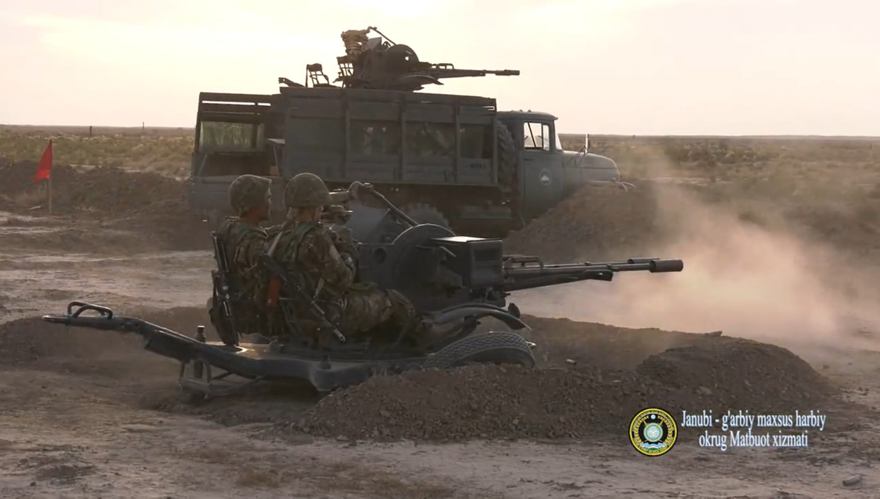 ZU-23-2 on Zil-131 (1)