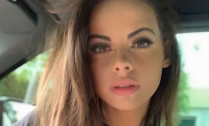 Katie Bell Black Shirt in Car Shows Massive Big Boobs XXX