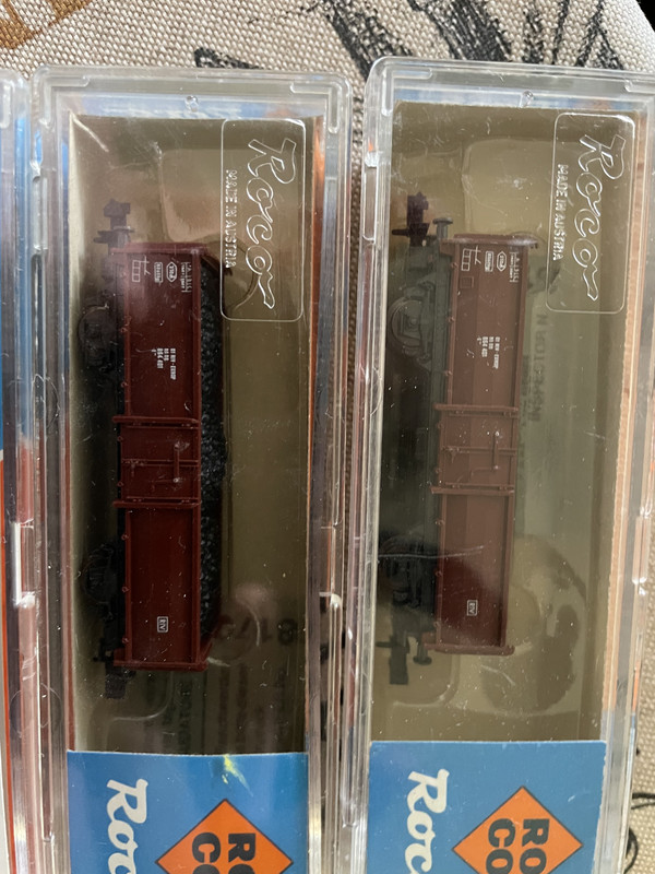 56776363-3535-4551-ADE6-C5E4D4B12AFB