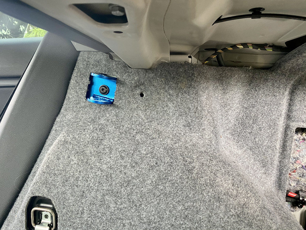 E0200F19-EE9F-43A4-B52B-3B80035333B0