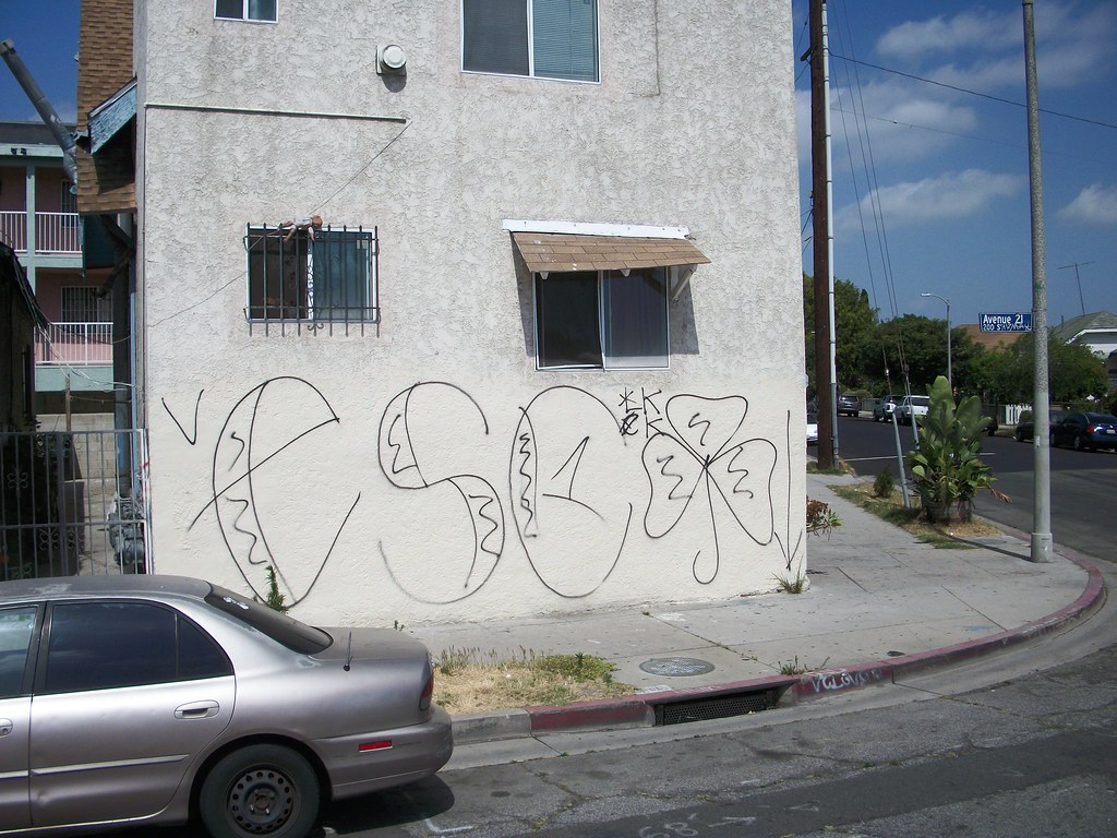 8939466359-23ca4b71bd-b.png