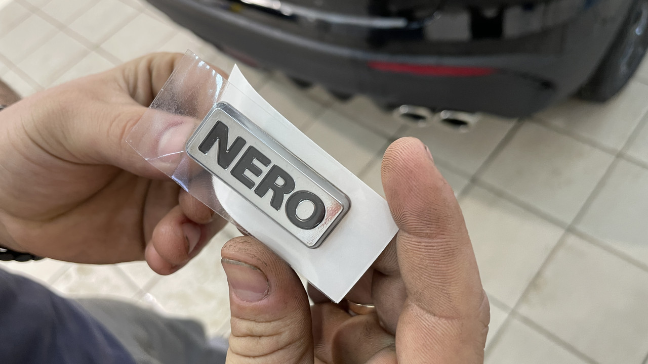 9CE97419-9F39-4253-BD96-90603178D7E2