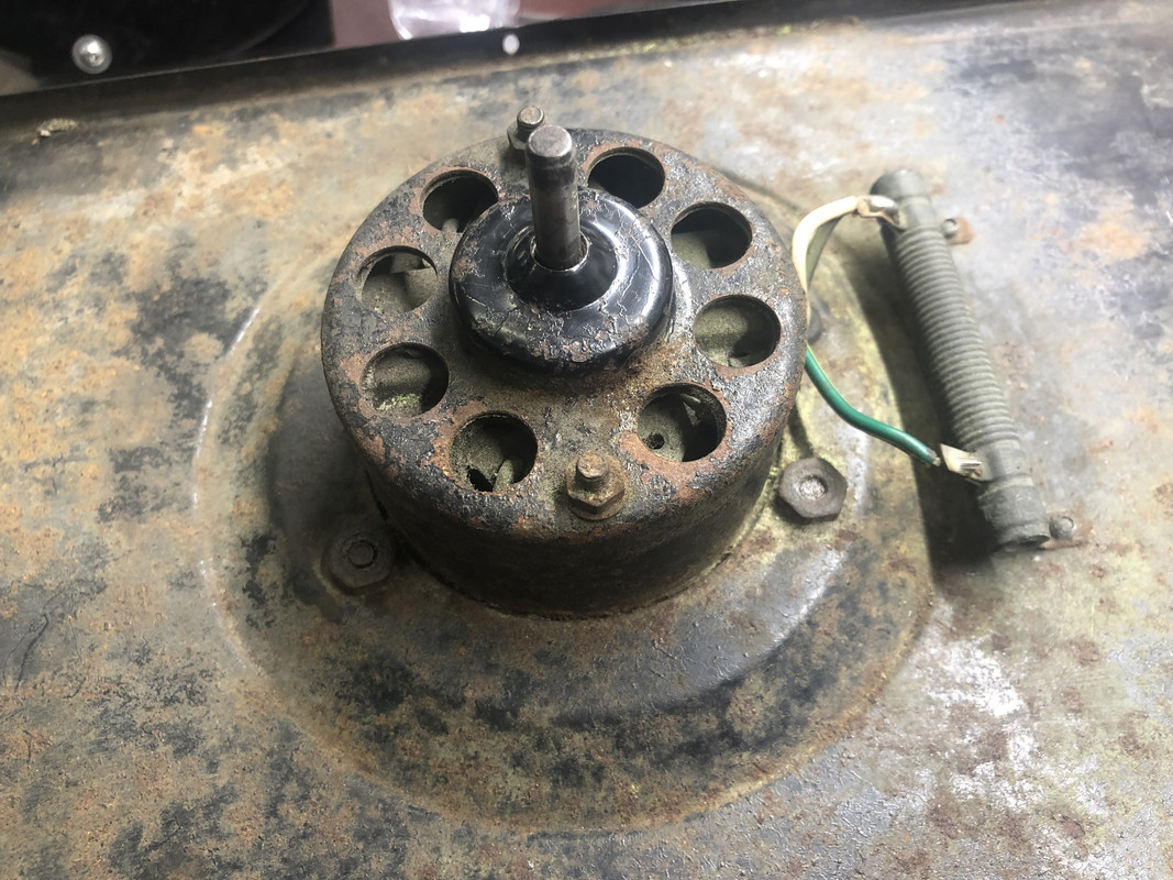 DD53F9B6-F585-47EE-9BFF-7DB85FC007B6