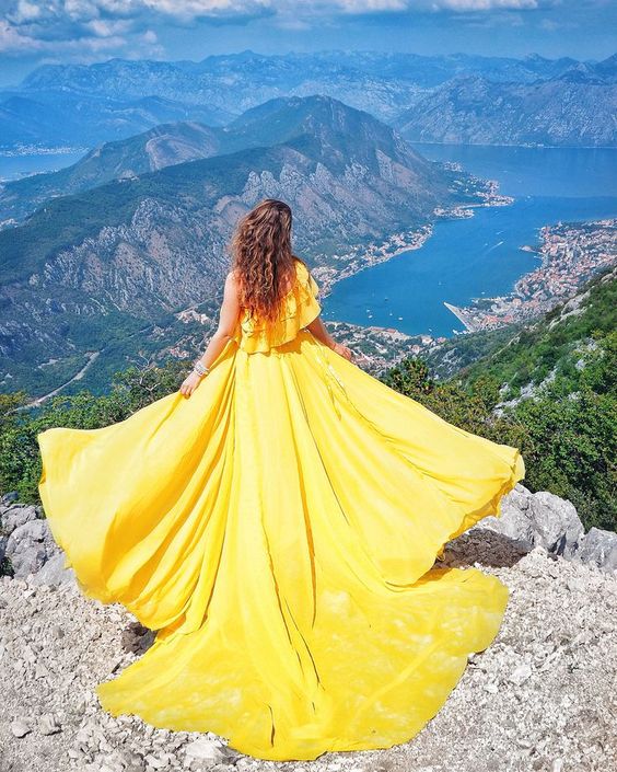 yellowdressoncliff.jpg