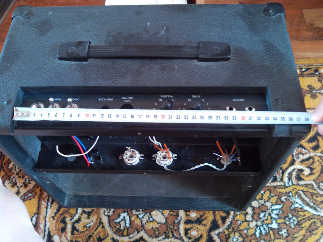 передняя панель