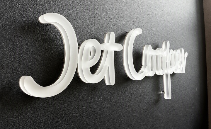 AC-01 acrylic crystal letters display view 2