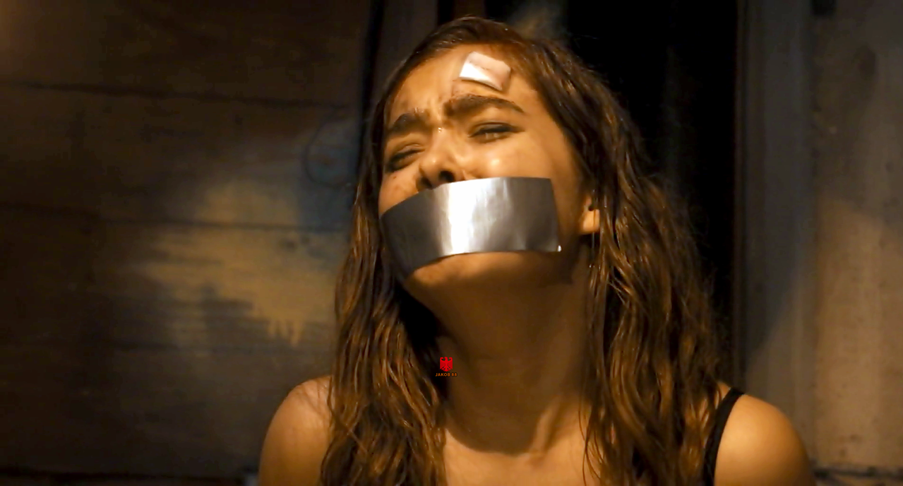 Haley Lu Richardson 12 Follow 2015