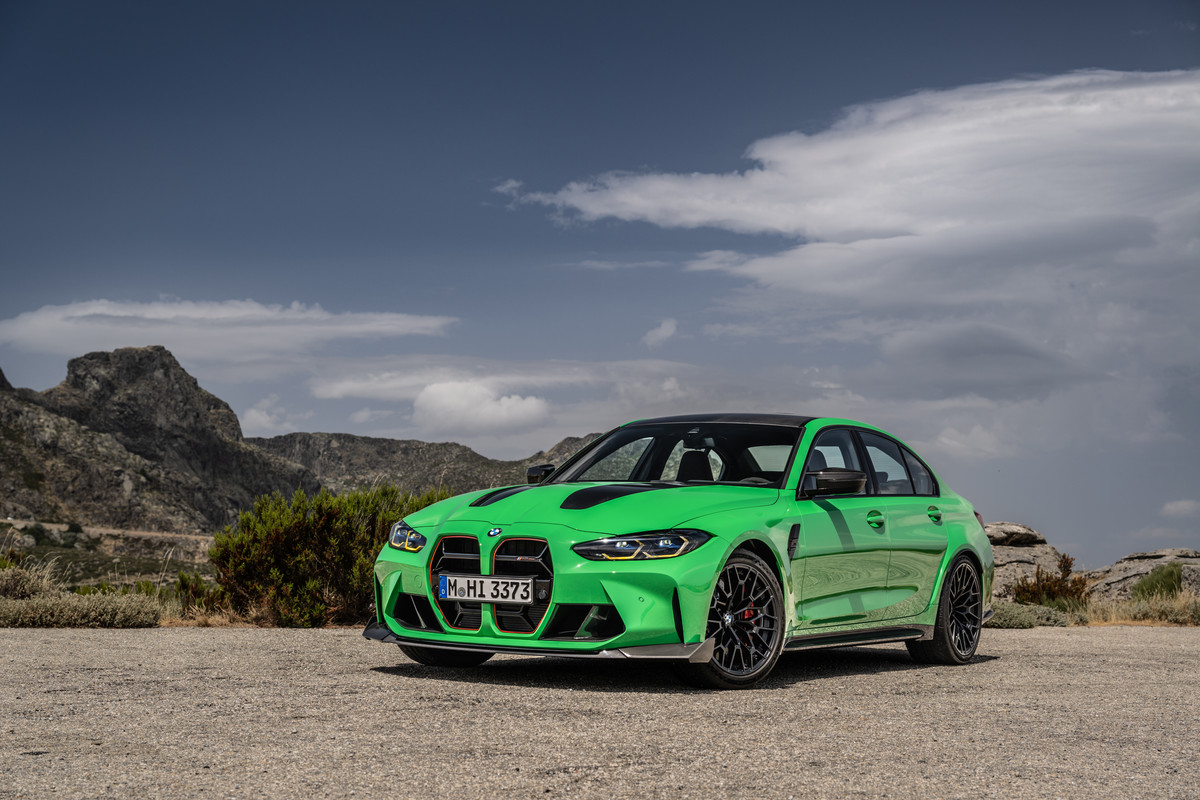 P90492735_highRes_the-all-new-bmw-m3-c