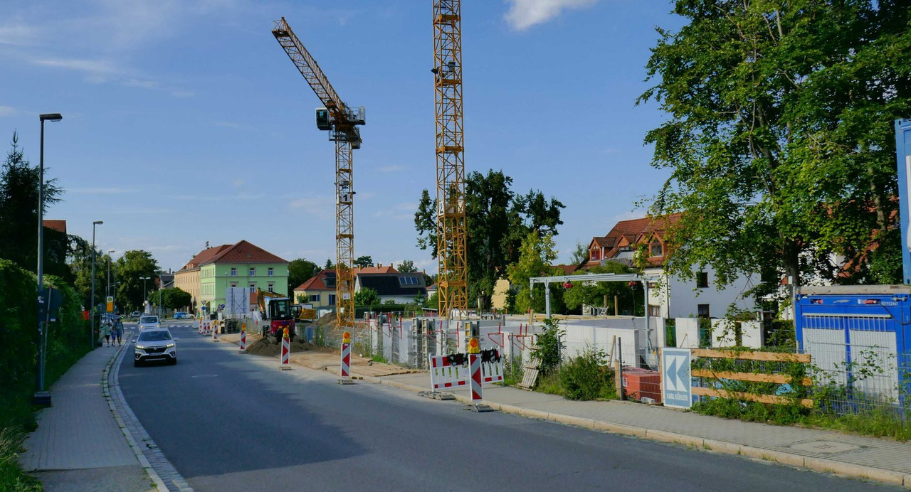 Bild: https://i.postimg.cc/7Y36FFSB/P1290826.jpg