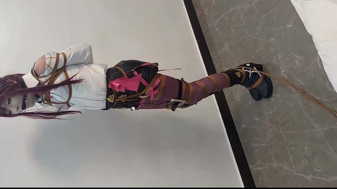 此间鸽者 被飞霄将军抓捕的卡芙卡.mp4_20250604_132405.216