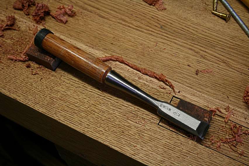 Hollow grinding japanese chisels