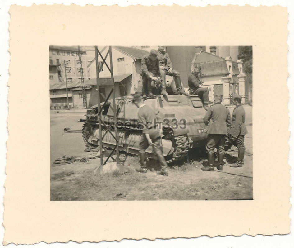 Foto französischer SOMUA Panzer Wehrmacht Beute 