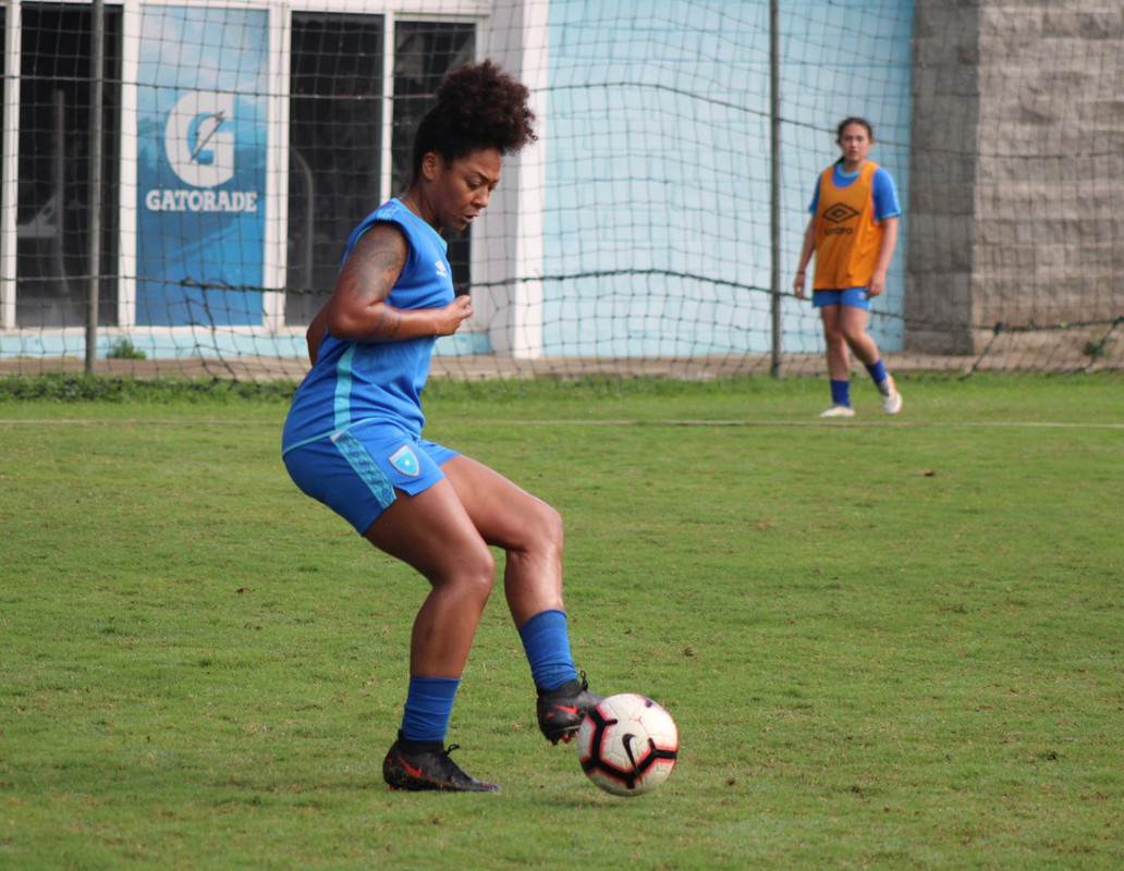 Guatemalteca Leslie Ramírez es fichada por el Chivas