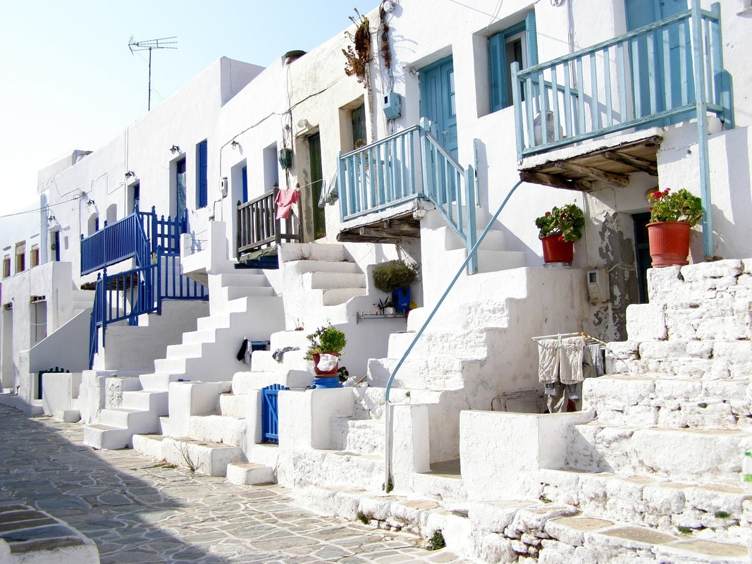 2010 Φολέγανδρος