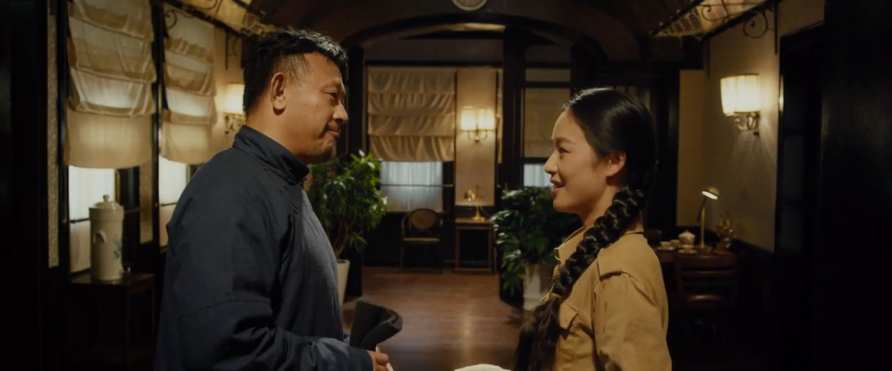 Gone with the Bullets 2014 BluRay [Hindi + Tamil + Chinese] 480p 720p ESub Screenshot