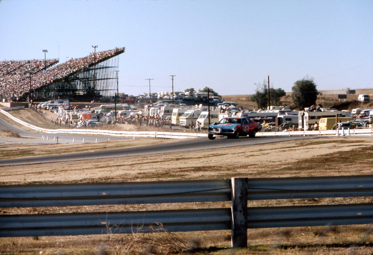 1975 Riverside 43 Richard Petty (2025 10 22 13 11 22 UTC)