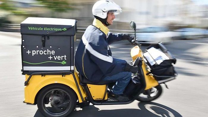 4EC85366-6CC1-43FF-A56C-8A31DFDD9925