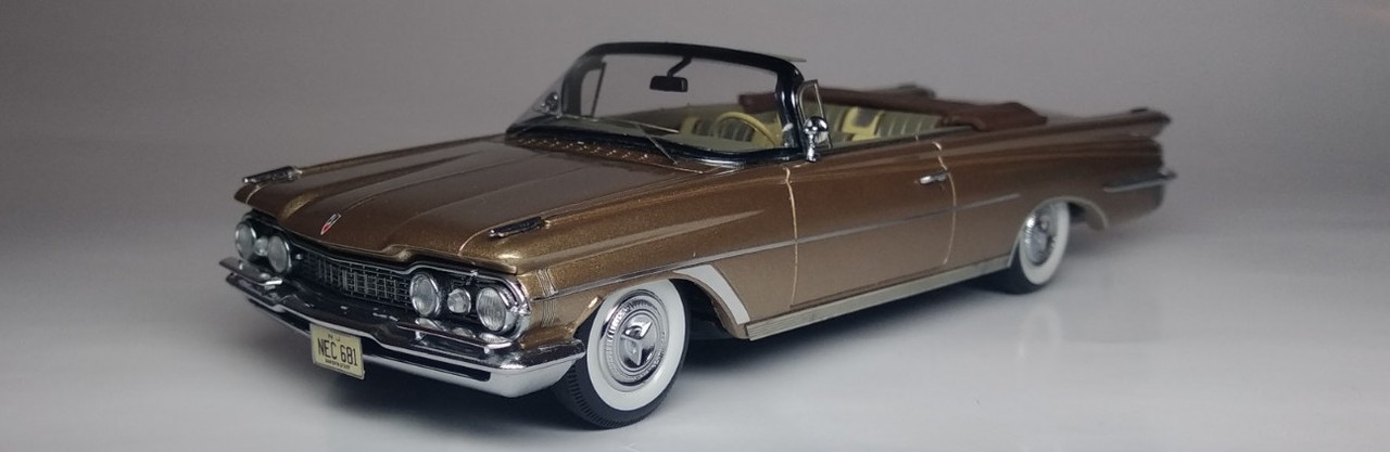 Oldsmobile 98 Convertible (2)